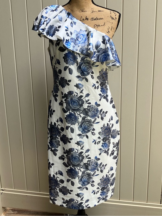 Eliza J Dresses & Skirts - Eliza J one shoulder floral cocktail dress sz 12 wedding guest scuba sheath